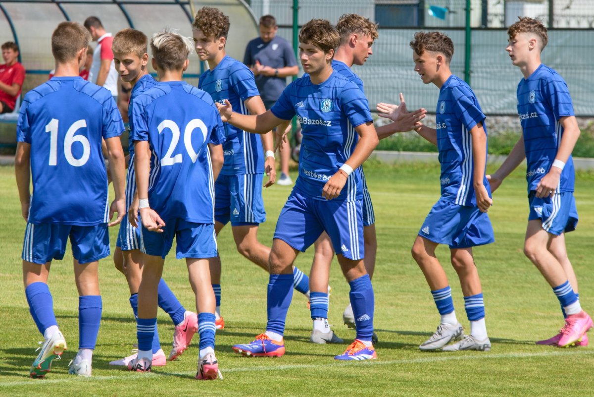 The sixteen brought three points. Karviná U17 – Sigma U16 0:2